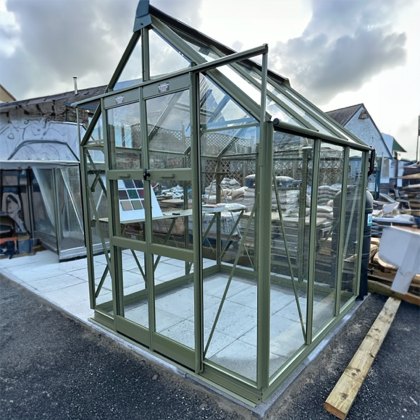 Elite Titan 600 6 x 6 Greenhouse